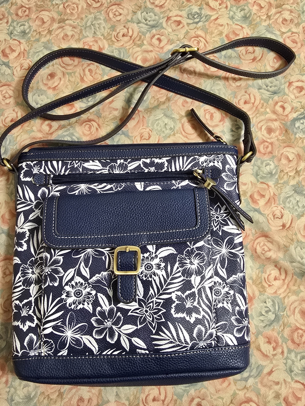 St. John's Bay Navy and White Floral Crossbody Bag